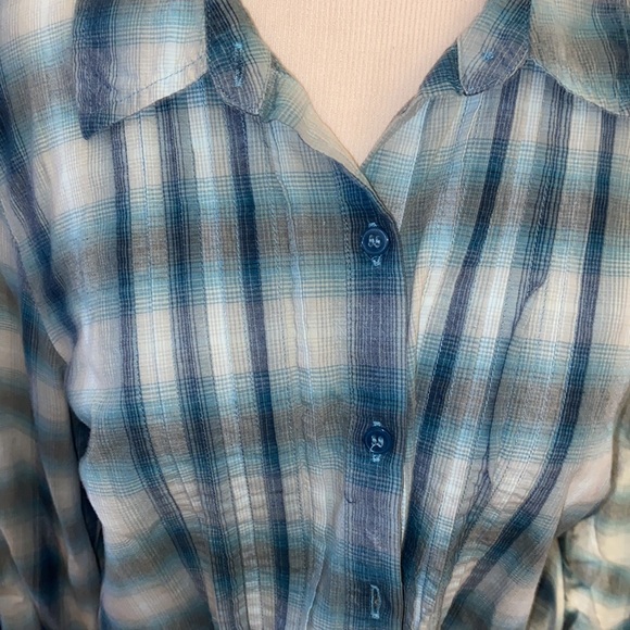 Style & co. Size 15 Cute blue plaid button up shirt petite - Picture 3 of 11